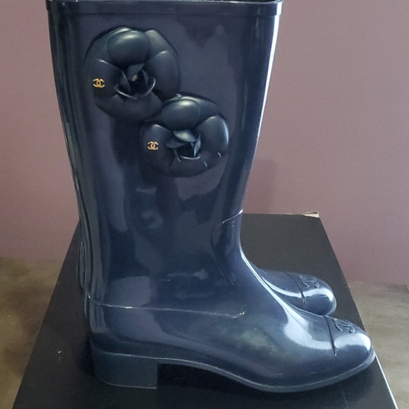 Guaranteed Authentic Chanel Rainboots (blue) - Picture 6 of 9